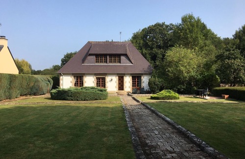 Pleudihen-sur-Rance Casa | LARGE HOUSE FOR HOLIDAYS AND WEEKS 2020 NEAR ST MALO
