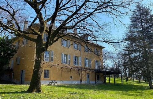 Chambery Casa | Amplia casa de Saboya en el magnífico parque, entre el lago y las montañas