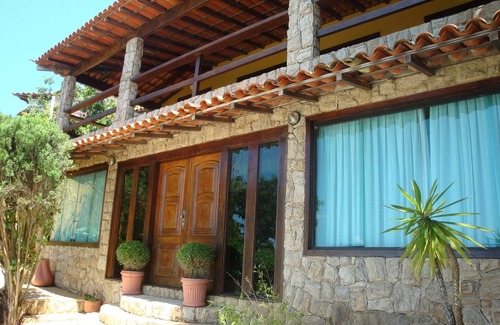 Buzios Casa | Gran casa en Geribá con 6 suites, piscina, barbacoa, garaje, vista al mar.