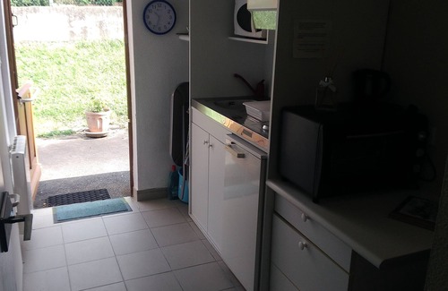 Salies-de-Bearn Apartamento | Large house on 2000m2 with studio for 2 people