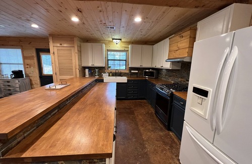 Higden Cabina | Large house on the lake sleeps 16!