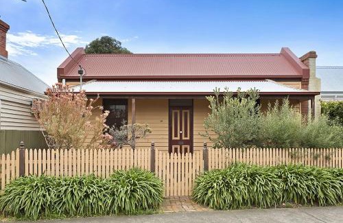 Queenscliff Casa | Large House on Wharf Street