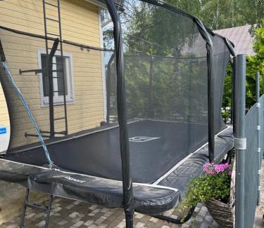 Pohjoinen Suurpiiri Apartamento | Large House - Sauna, Backyard & Tranquility