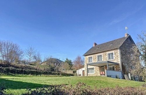 Druelle Balsac Casa | Large house with 5 bedrooms in the countryside