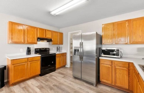 Berdoll Farms Casa | Large house with HOT TUB near COTA