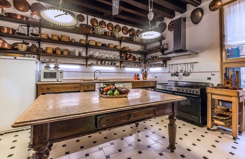 San Polo Apartamento | Large Idyllic Venetian Noble Floor on Grand Canal