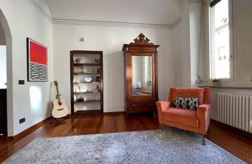 Biella Apartamento | Large, luxurious family apartment in Biella's historic center