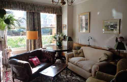 Ealing Casa | GRAN LUJOSA CASA DE LONDRES Ealing, JARDIN ENCANTADOR - GRAN LUGAR PARA ALOJARSE