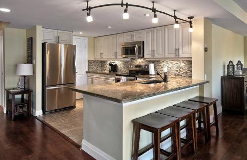 The Blue Mountains Casa | Large luxurious upper floor condo in Sierra Lane