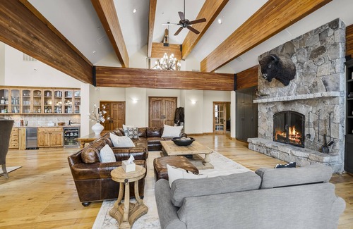 Incline Village Casa | Large Luxury 6 bedroom Family Home