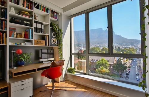 Cape Town City Centre Apartamento | Gran apartamento de lujo con impresionantes vistas a la montaña, piscina, gimnasio, cine.