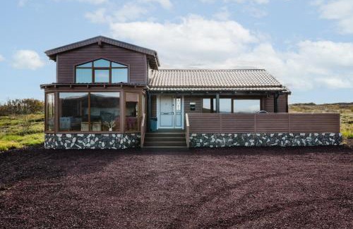 Selfoss Casa | Large luxury Cabin On The Golden Circle Next To Kerið The Crater.
