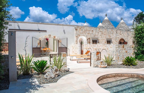 Martina Franca Villa | Hermoso trullo restaurado, con piscina con calefacción solar, patio cercado y cuarto de juegos