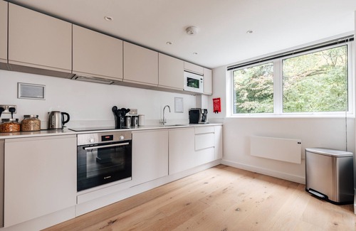Bath Apartamento | Large Modern 2 Bed Apartment in Bath with Parking