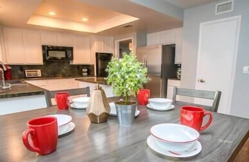 Canyon Gate Casa | ❤️Large & Modern 4b3b Vegas Home with Pool & Spa!