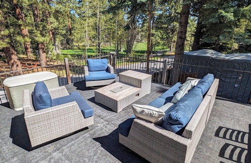 Kings Beach Casa | Large Mountain Home with 5 min flat walk to beach, short drive to slopes/town