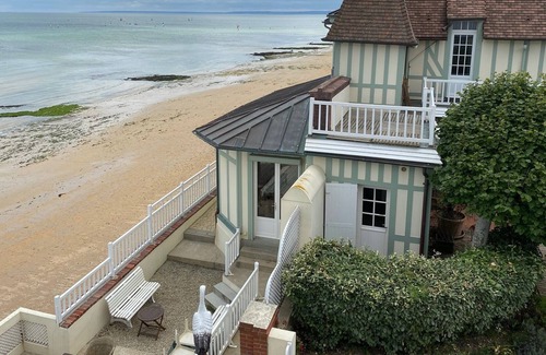 Langrune-sur-Mer Villa | Gran casa normanda directamente en el mar en las playas del desembarco