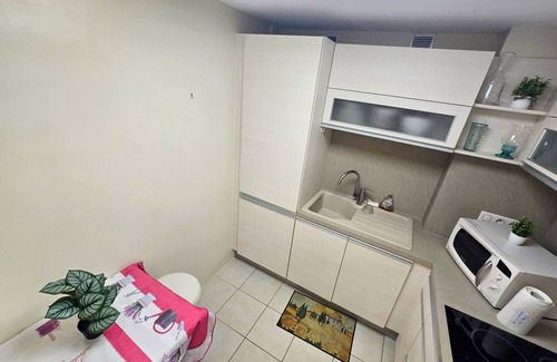 Greoux-les-Bains Apartamento | Large one-bedroom apartment - 2 people - elevator - terrace - parking