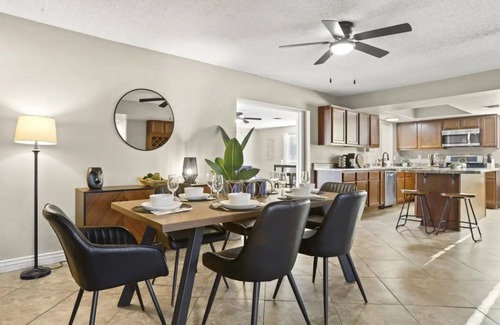 Country Meadows Casa | Large Pool, Near State Farm STDM and Many Entertainment Districts!