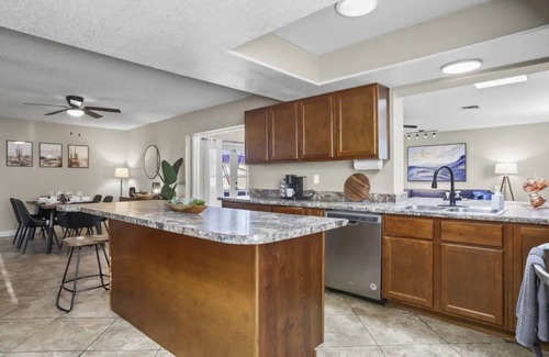 Country Meadows Casa | Large Pool, Near State Farm STDM and Many Entertainment Districts!