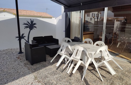 Saint-Palais-sur-Mer Casa | CASA gran patio privado cerrado