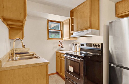 Town of Lloyd Apartamento | Large Private Apt w King bed near New Paltz