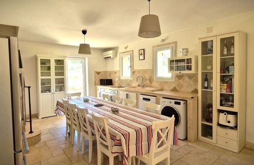 Cuers Otro | Large property in Provence, close to all amenities, with swimming pool,