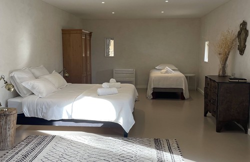 Apt Otro | Large Provencal Bastide in the heart of the Luberon, panoramic view.