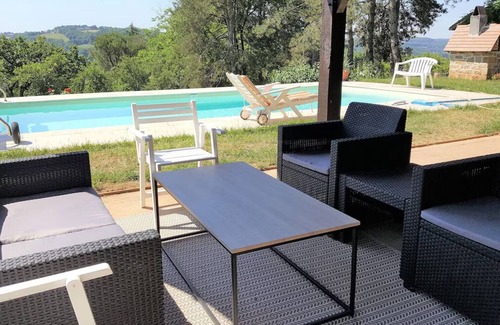 Figeac Casa | Gran casa quercynoise con piscina.
