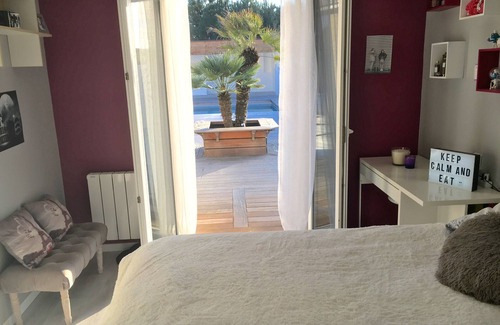 Biscarrosse Villa | Villa grande y tranquila con piscina climatizada, jacuzzi y gimnasio / 10 personas