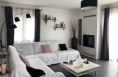 Biscarrosse Villa | Villa grande y tranquila con piscina climatizada, jacuzzi y gimnasio / 10 personas