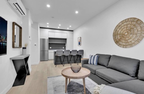 Southwest Condominio | Large renovated 1 bedroom, king bed, sleep 4