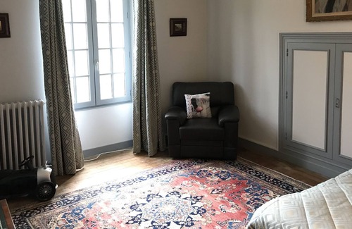 Montmorillon Apartamento | Large renovated apartment downtown