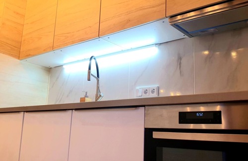 Gare Apartamento | Large Retro Chic Flat 100m2 in City Center - Parking