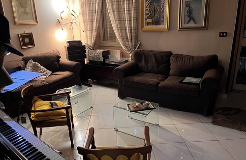 Rione Sanita Casa | Large room with private bathroom in apartment shared with host