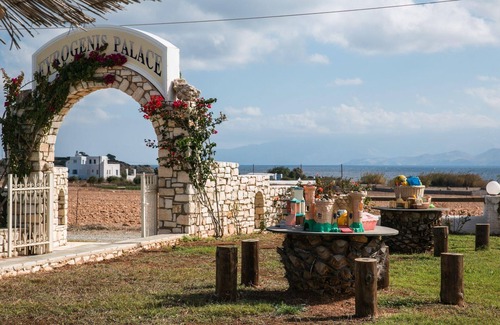 Ampelas Apartamento | Large Rooms,apartments.all the Room Viewing to the sea and the Swimming Pool