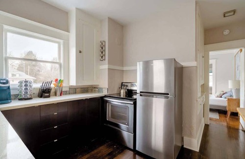 Belmont Apartamento | Stay Portland Collection-Comfy SE Portland Apartment - Great Eats/Bars