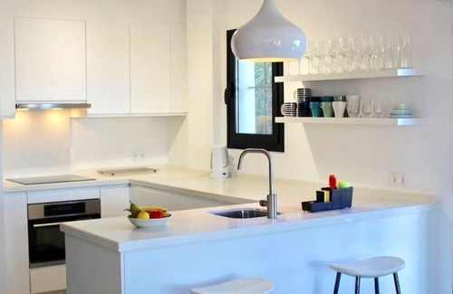 Buenas Noches Apartamento | Vista al Mar 3 Cama Apt Contemporáneo Frente a la Playa Piscina Aire Acondicion