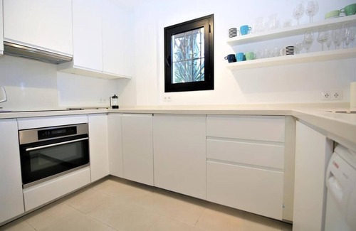 Buenas Noches Apartamento | Vista al Mar 3 Cama Apt Contemporáneo Frente a la Playa Piscina Aire Acondicion