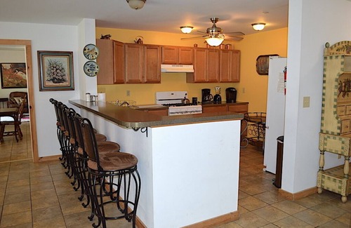 Pine Bush Casa | Gran finca aislada tiene capacidad para más de 18 huéspedes. 12 minutos de la ciudad de New Paltz
