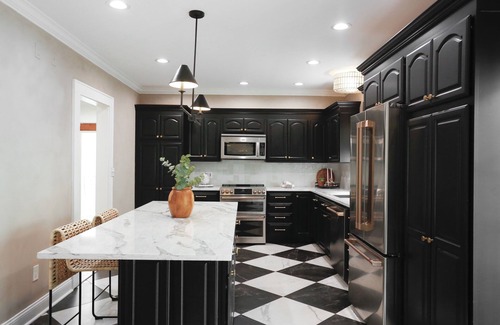 Historic Uptown Casa | Large Six Bedroom Home, Walkable to Downtown St. Pete, 20 mins To Beaches