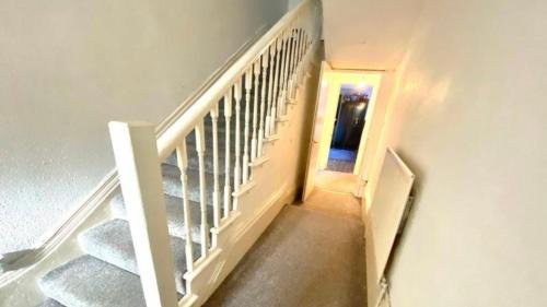 Sunderland Casa | Large Spacious Home, Free Parking, 8 bedrooms, sleeps 14