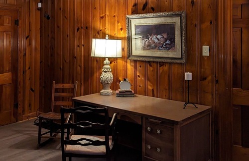 Three Way Casa | Large Spacious Property and Home Minutes From the Interstate