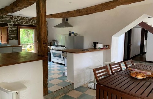 Roz-Landrieux Casa | Large stone house in a green setting