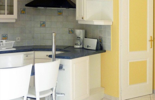 La Riche Apartamento | Estudio-Superior-Baño con ducha