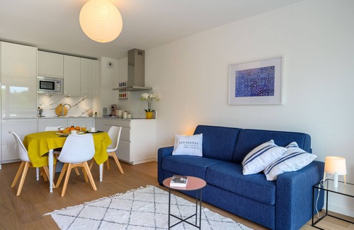 Benodet Apartamento | Estudio grande, pies en el agua!