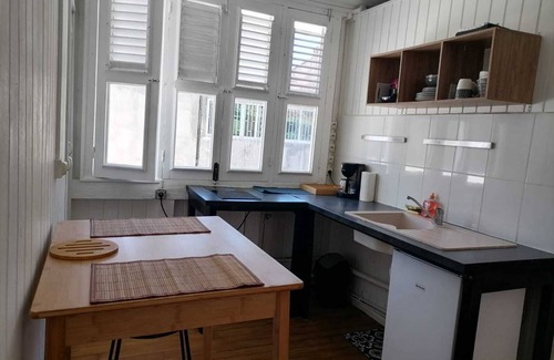 Pointe-a-Pitre Apartamento | Large studio in the center of town