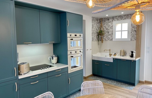 Sanary-sur-Mer Apartamento | Large T2 with terrace, tastefully decorated, ideally located