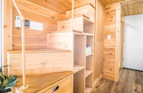 Apple Valley Cabina | Large tiny home with roof private roof top deck and BBQ.
