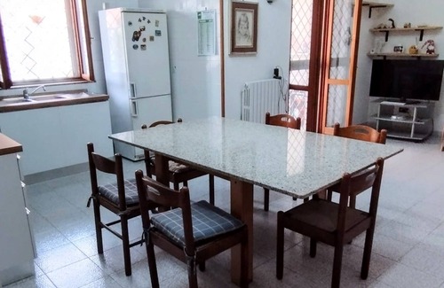 Lizzano Apartamento | Large two-room apartment with garden and outdoor barbecue 7km from the sea